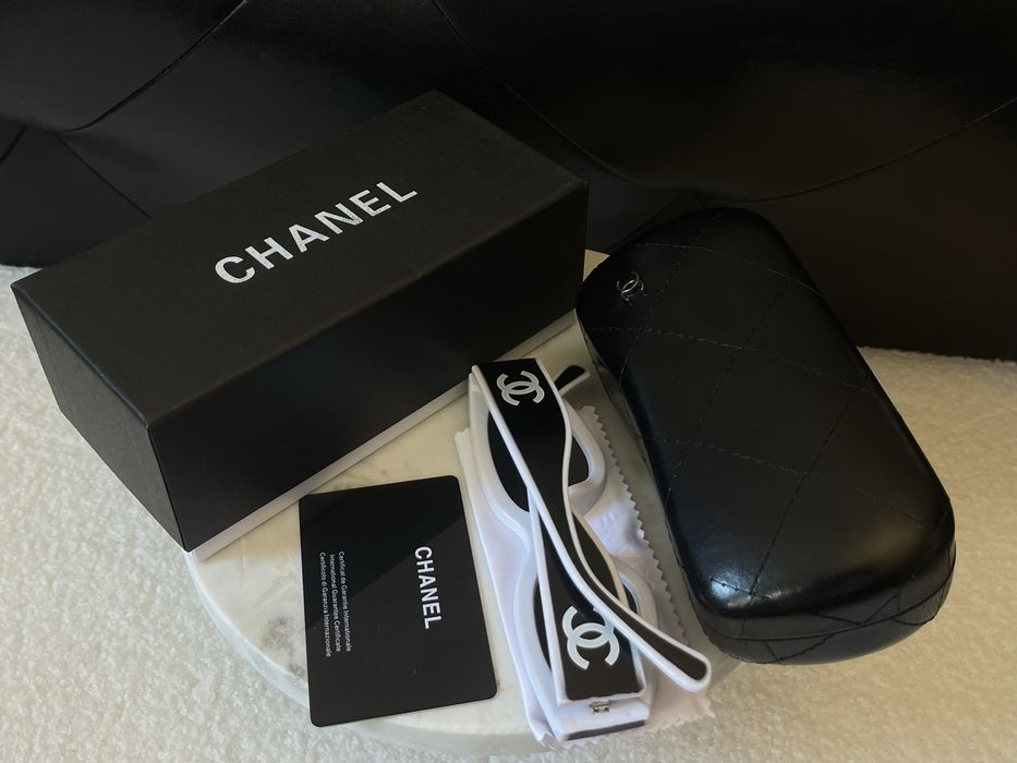 Ochelari de soare Chanel