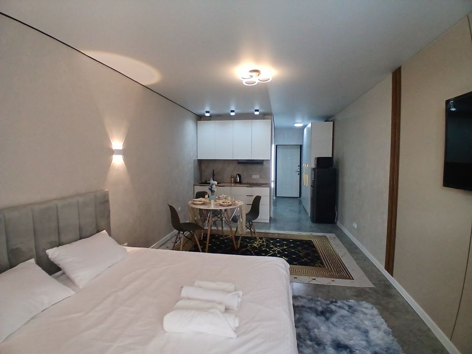 Сдаётся по суточно 1 ком.студия