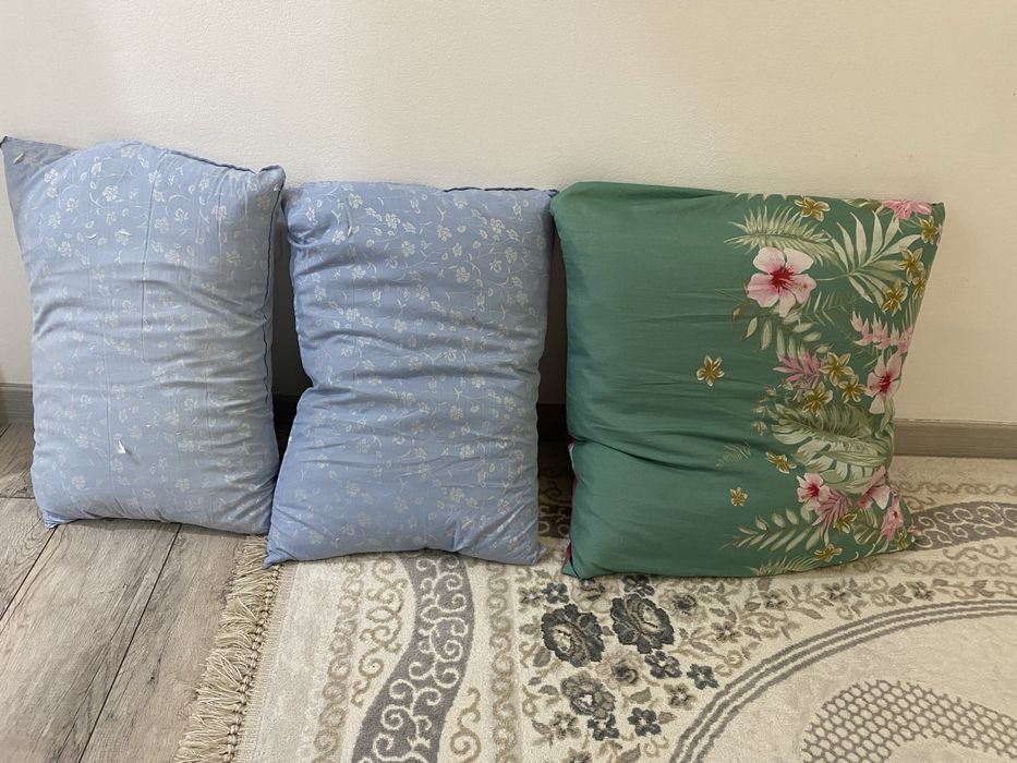 Подушки  пуховые