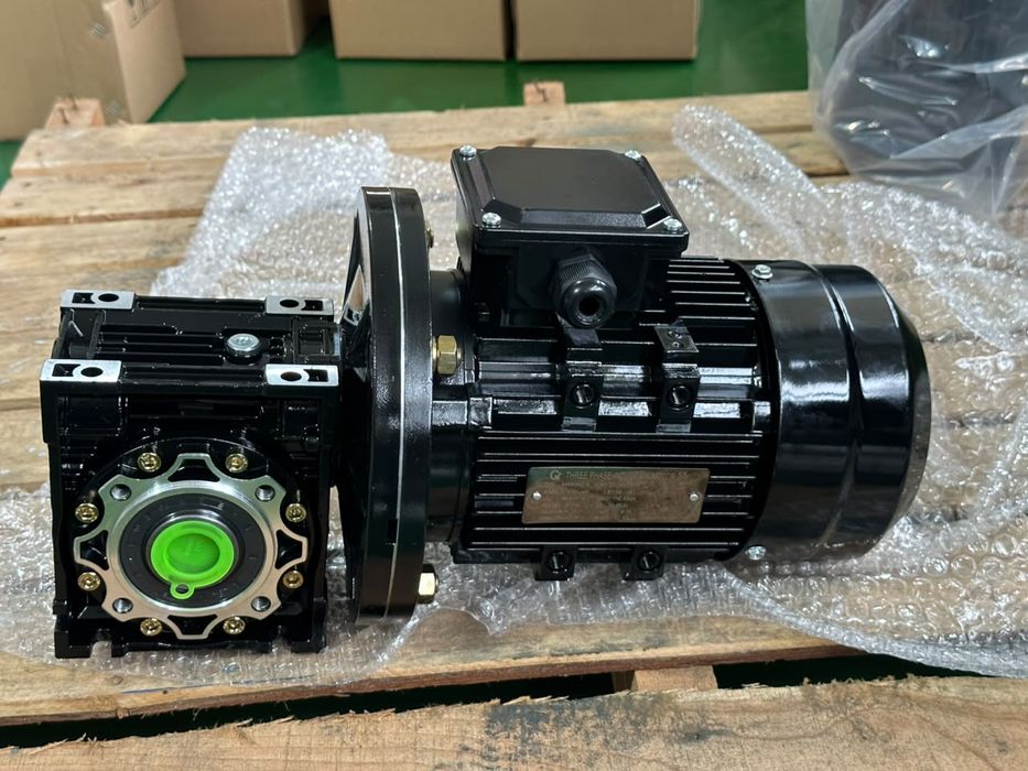 Reduktor Motor NMRV reduktorlar