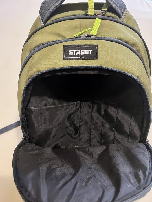 Ергономична раница Street Dinosaur + Несесер