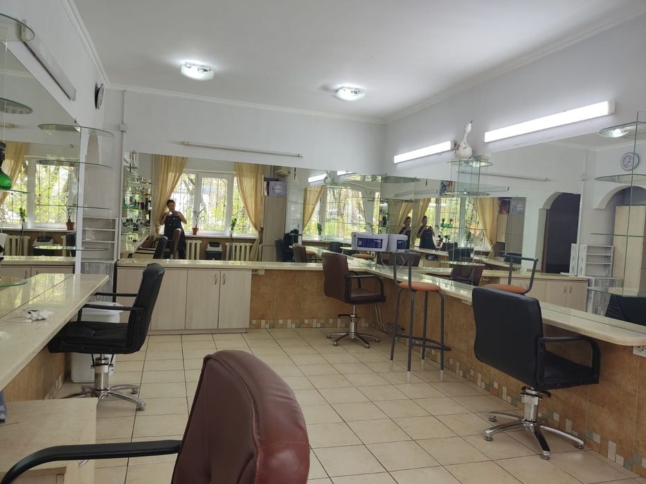 В Салоне Красоты Сдаются Рабочие места!!!