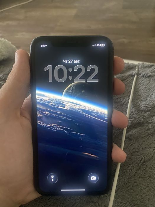Продам айфон 11 64 гб