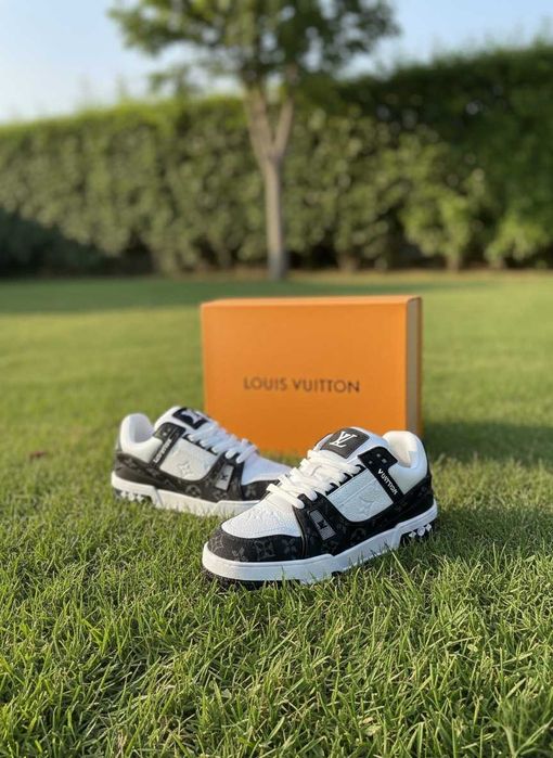 Adidasi LV Trainers Negru-Alb - Full Box - PREMIUM