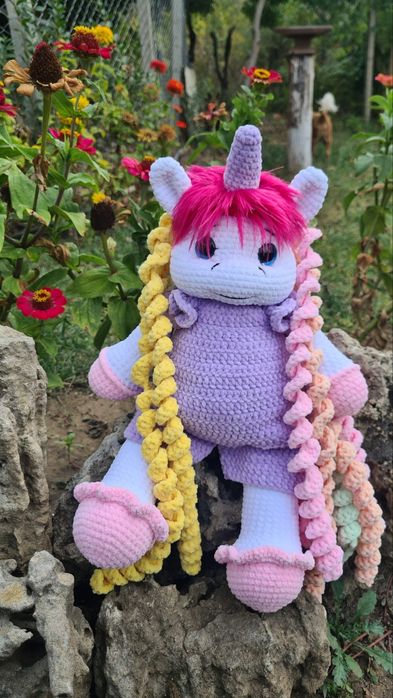 Плетени играчки на една кука