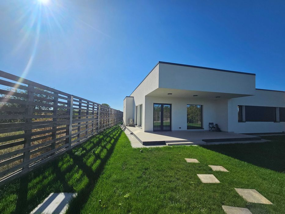 Inchiriez casa in Tamasi, Corbeanca. Mutare imediata.