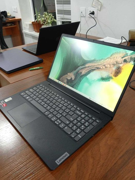 Lenovo Ryzen 5-5500U, 16/256, AMD Radeon 2GB Notebook noutbuk ноутбук
