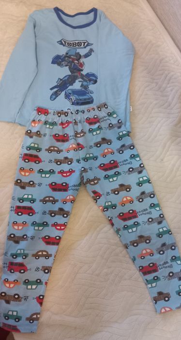 Продам пижамы для мальчика