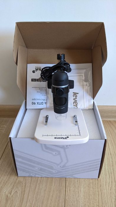 Mикроскоп Levenhuk DTX 90