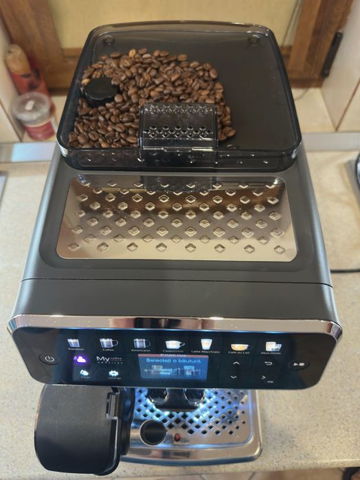 Vand Espressor automat Philips Seria 5400