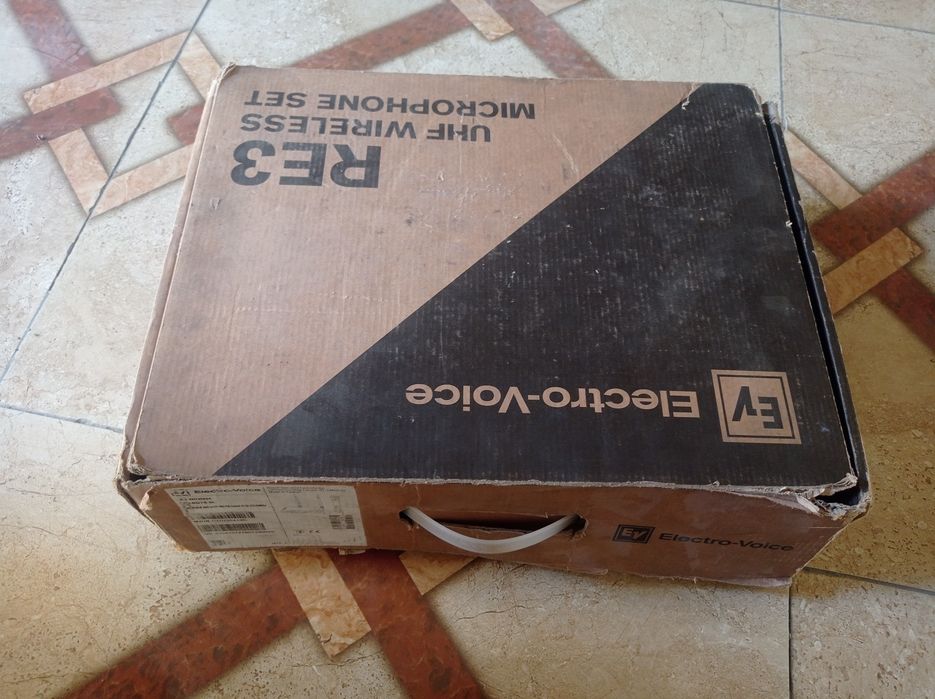 Electro voice re3 microphone