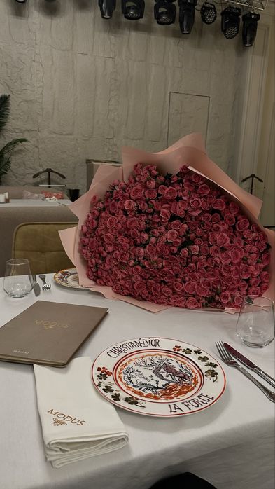 Цветы куставой розззаа