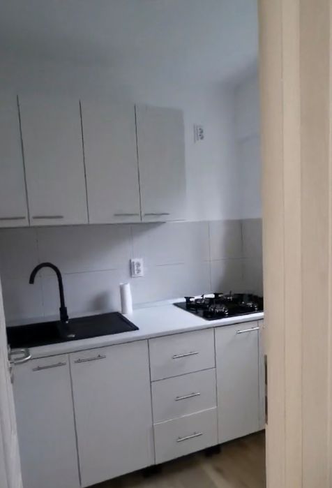 Garsonieră în eroilor de închiriat