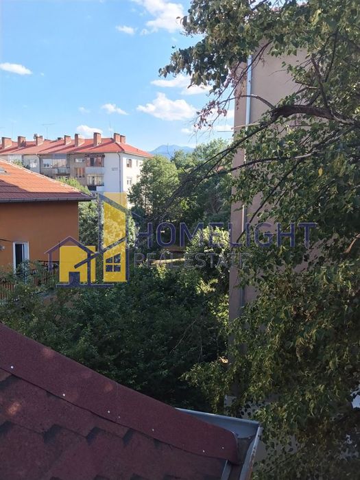 Двустаен апартамент в кв. Яворов