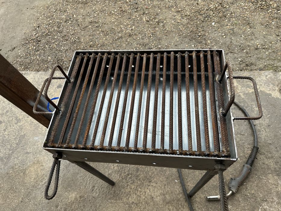 Gratare friptura barbeque