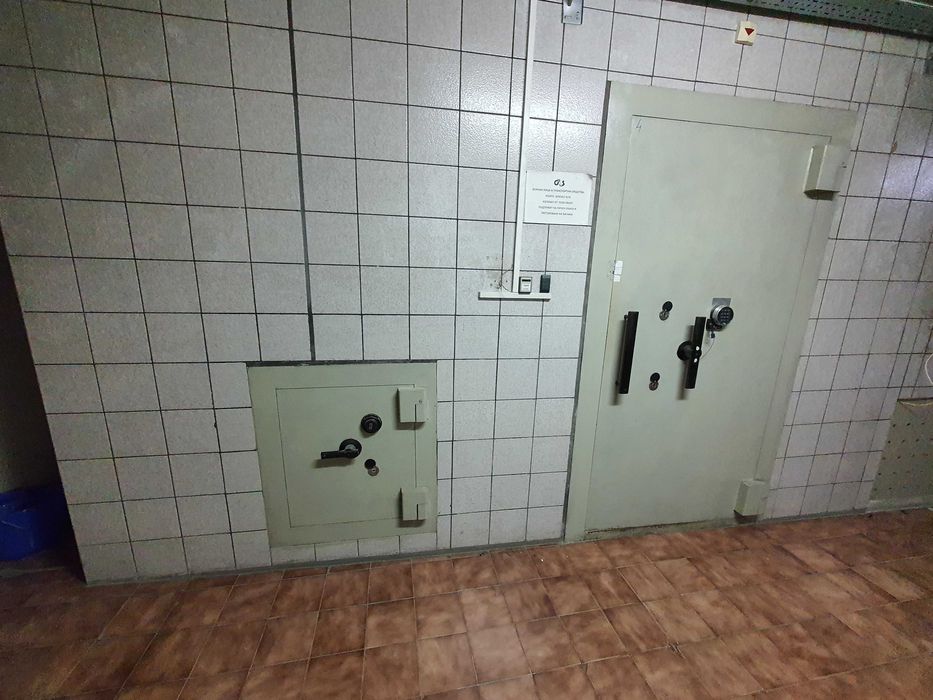 Дава се под наем Промишлена сграда в Севлиево - 60 кв.м за 1020 € - Снимка #6