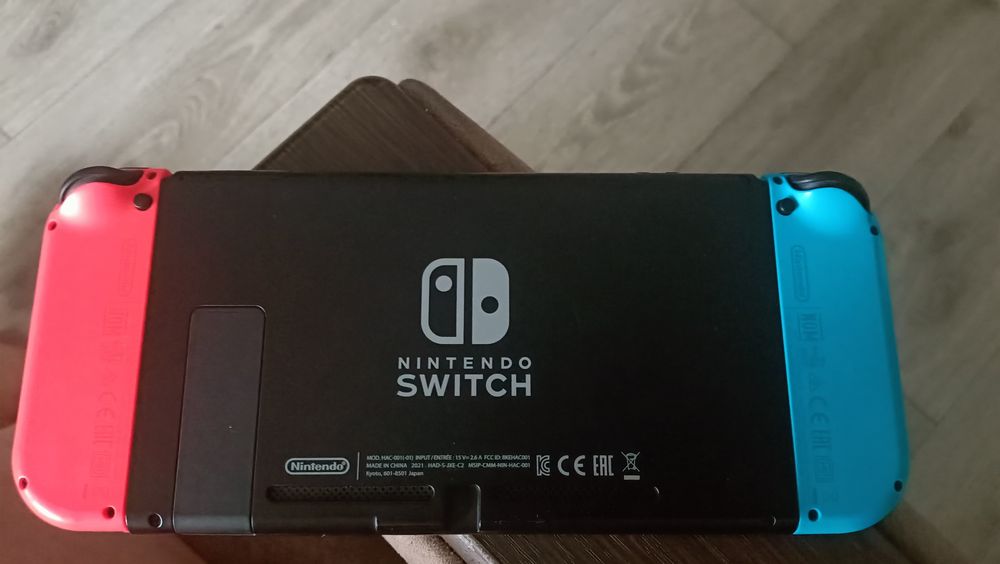 Nintendo switch в хорошем состоянии