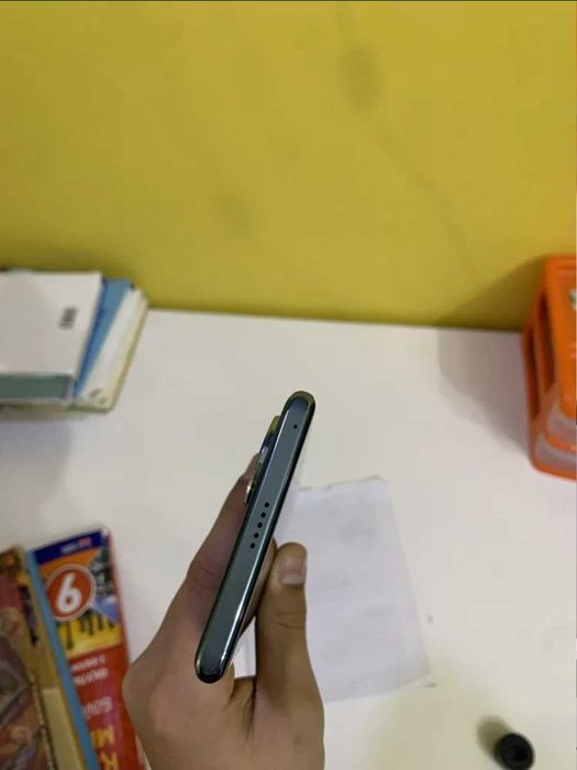 Обменяю хонор 70 про