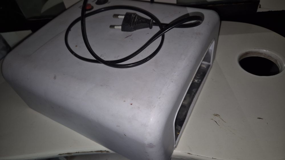 Лампа для гель лака