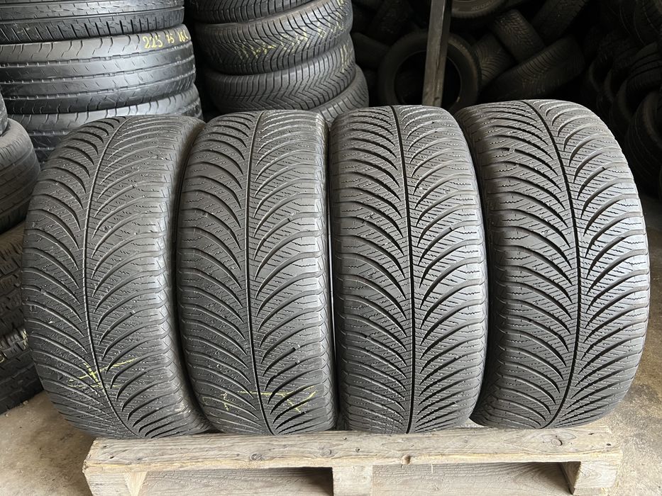 4 anvelope m+s 215/50/17 Goodyear!