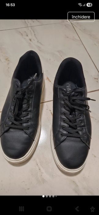 Adidași, mas. 43, Zara