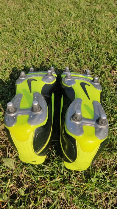 Футболни обувки Nike tiempo legend