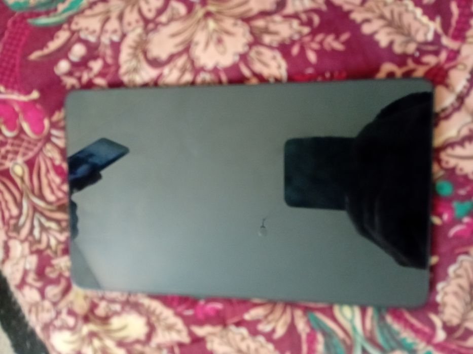 Planshet sotiladi samsung galaxy A9