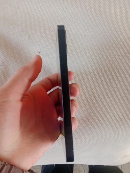 Продам айфон 12 мини