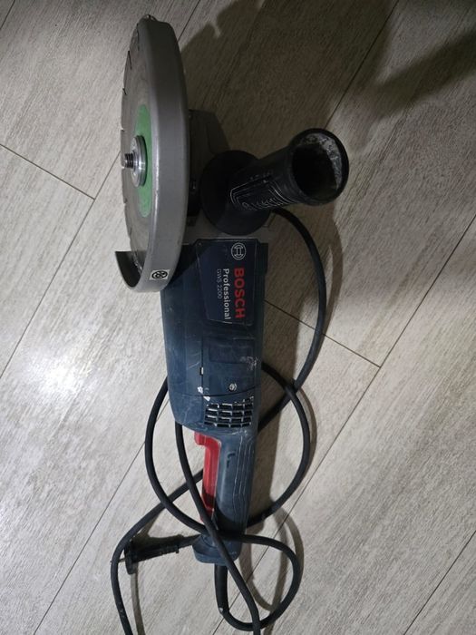 Болгарка Bosch GWS 2200