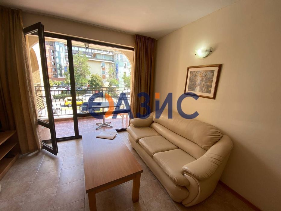 Продава се Тристаен апартамент в к.к. Слънчев бряг - 87 кв.м за 680 €/кв.м - Снимка #1