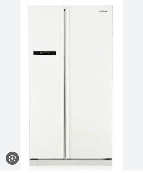 Холодильник Samsung
