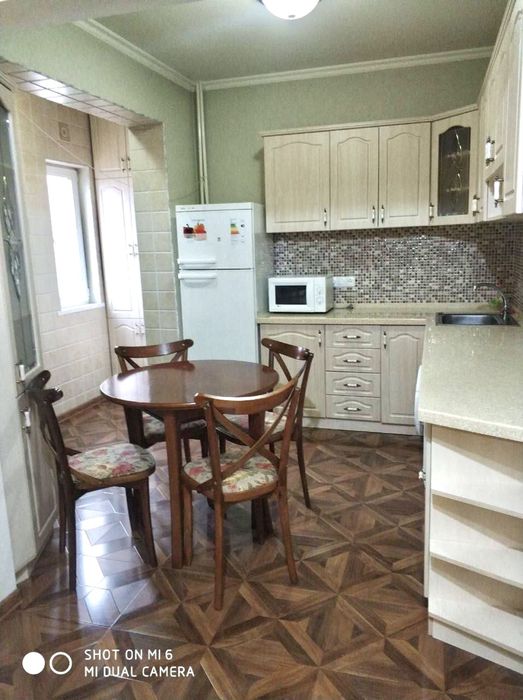 Продаю 2 ком Новомосковская