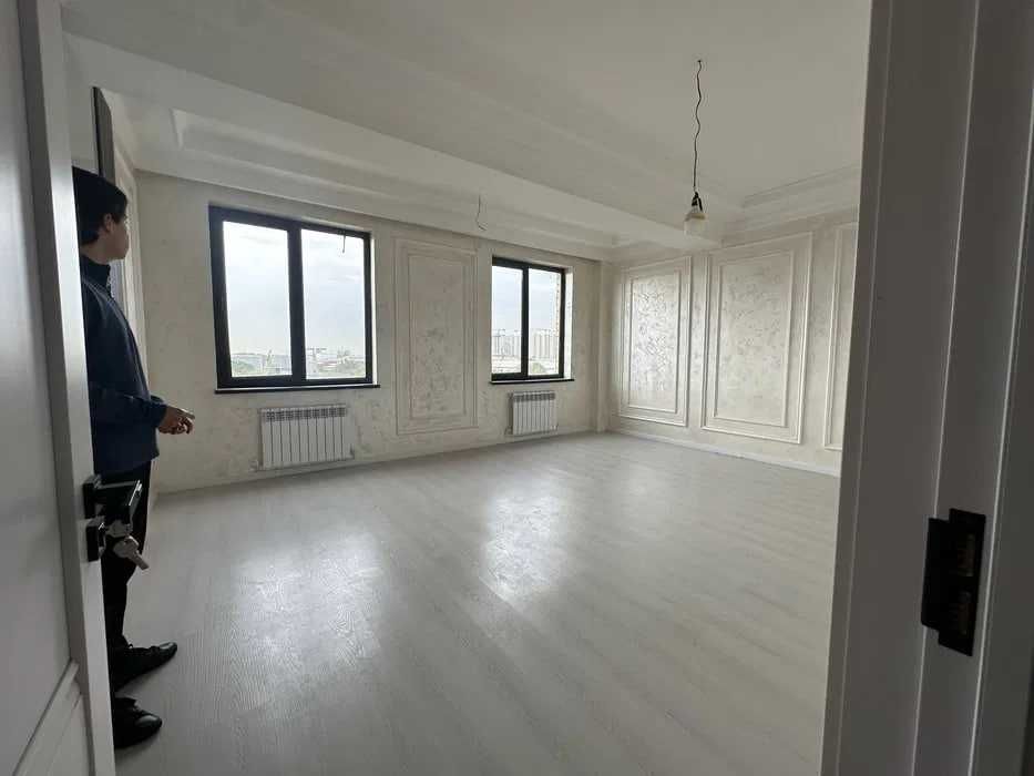 СРОЧНО !! Продается квартира в Яшнабаде 2/5/8 (74 кв/м ) ЖК Azia House