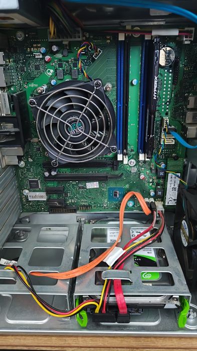 Unitate PC Fujitsu P757, i5-7500, 8GB DDR4, 256GB SSD M2, 1TB HDD