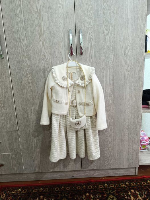 Платья для девочек