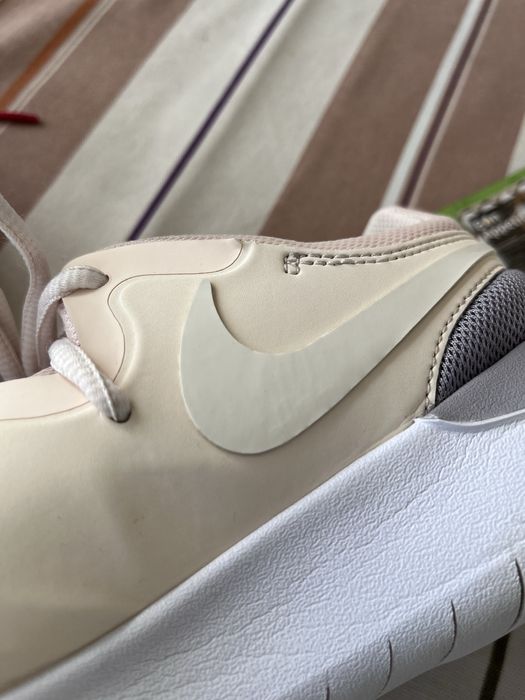 Дамски маратонки Nike 40.5номер