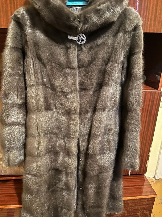 Шуба норковая серая