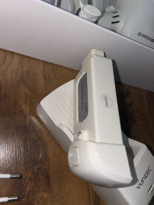 Drona alba fara telecomanda