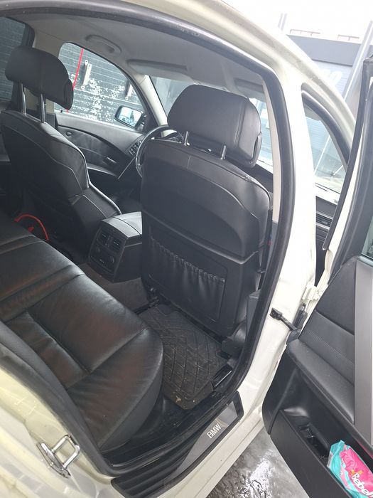 Bmw e60 2006 520 163 cp