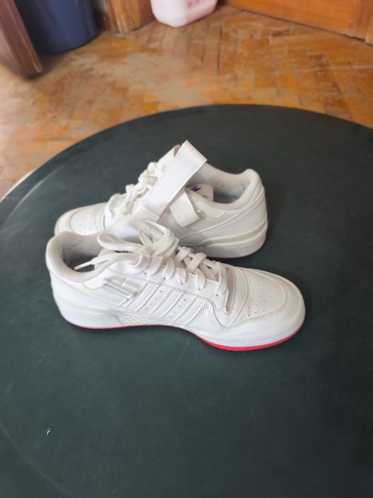 Adidas маратонки за момче