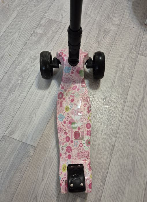 Самокат детский розовый