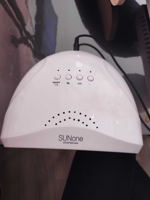 UV лампа за маникюр