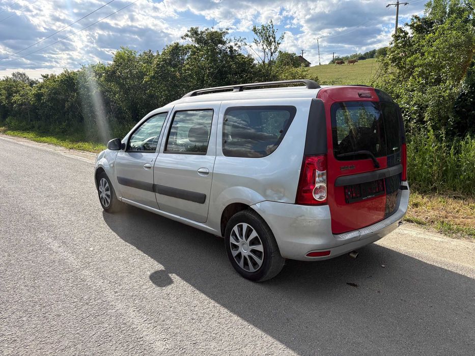 Dacia Logan MCV 1.6 16 V 7 Locuri. Benzina & GPL
