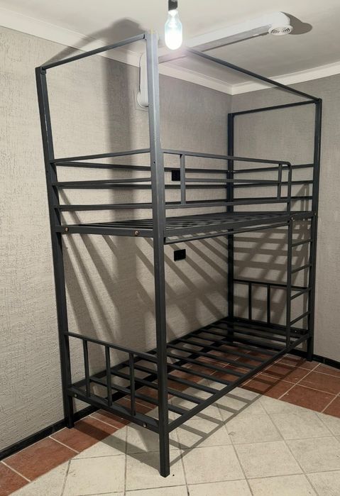 Кровати для хостела