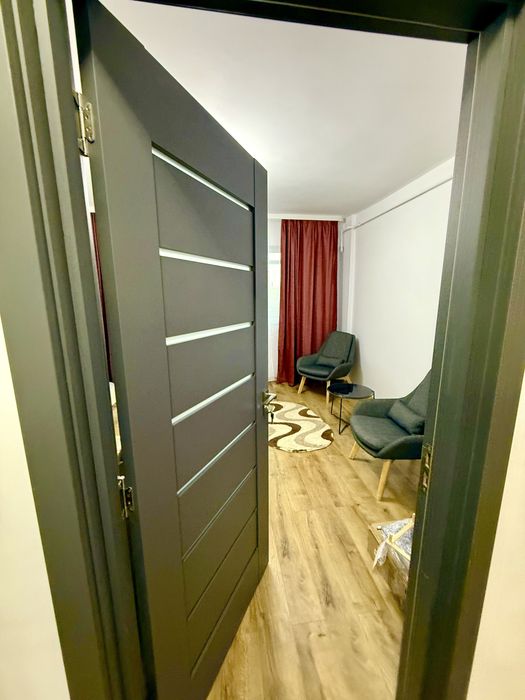 Apartament cu 2 camere ,et 3/4, str Doinei