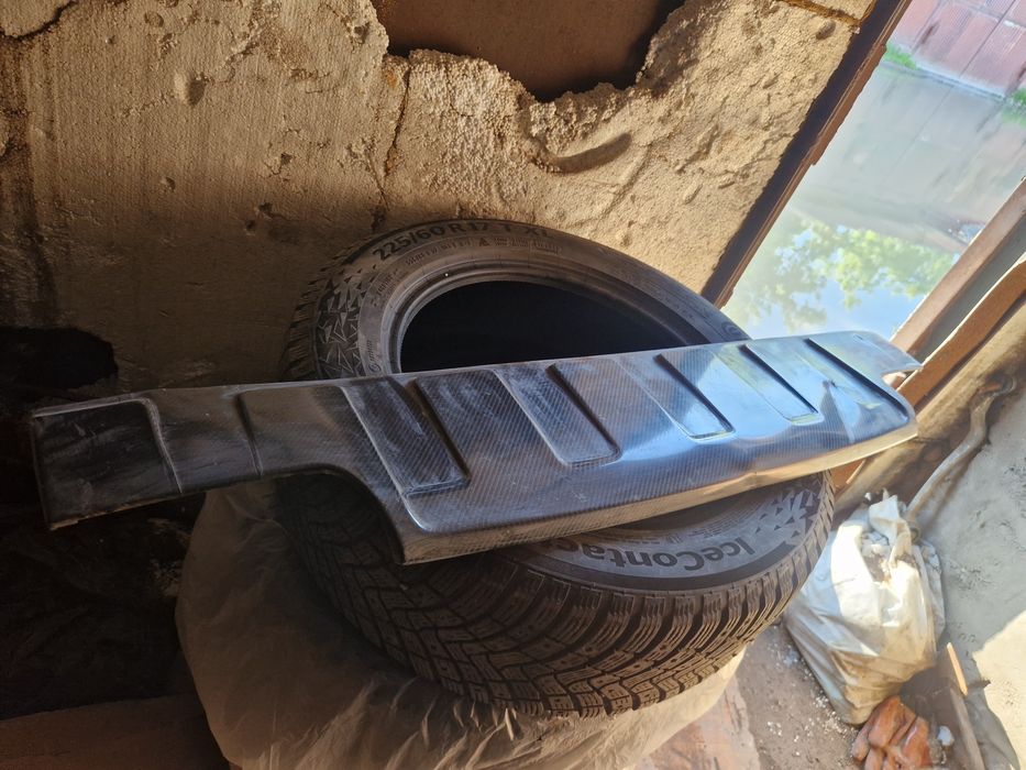 Накладка бампера Porsche Cayenne 957