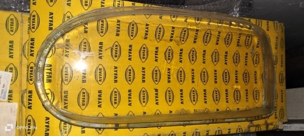 Продам стекло фары