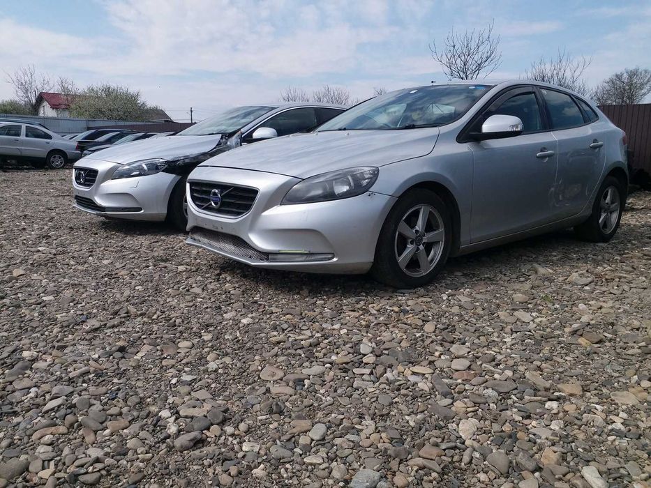 Caroserie + Mecanica Volvo V40 Model 1998-2018