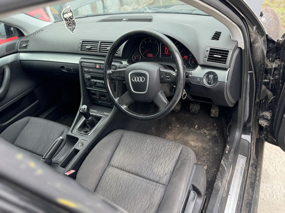 Audi a4 b7/Ауди 2005г А4 Б7 2.0 140к.с на части