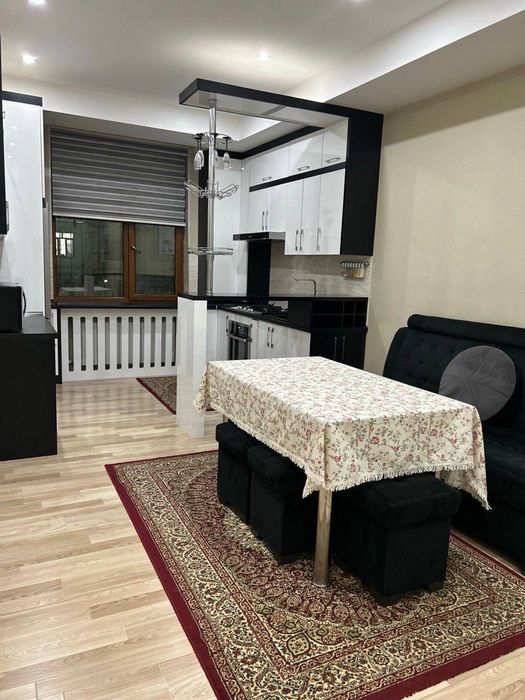 Квартира 3/3/8 Паркентский 
Ориентир: Клиника Вита Аллианс